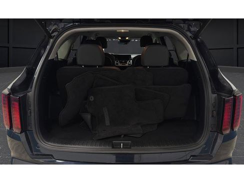 Used 2024 Kia Sorento EX AWD/4WD image 26