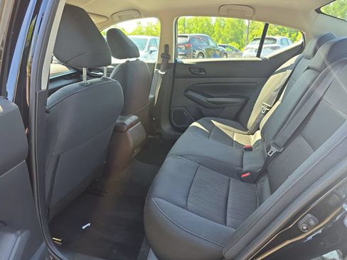 Used 2025 Nissan Altima 2.5 SV AWD/4WD image 24