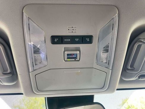 Certified 2025 Toyota RAV4 XLE AWD/4WD image 34
