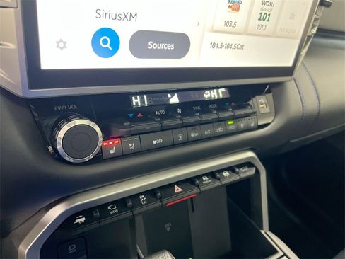 Used 2025 Toyota Tundra Platinum image 15