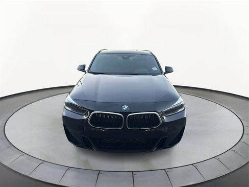 Certified 2023 BMW X2 xDrive28i w/ M Sport Package image 3