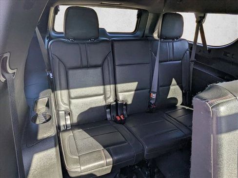 Certified 2023 Chevrolet Suburban RST image 21