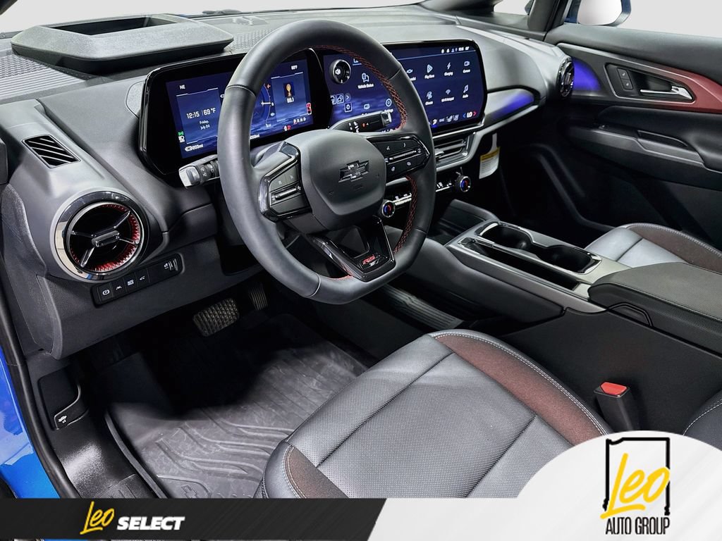 Used 2026 Chevrolet Equinox EV RS w/ Convenience Package II FWD image 11