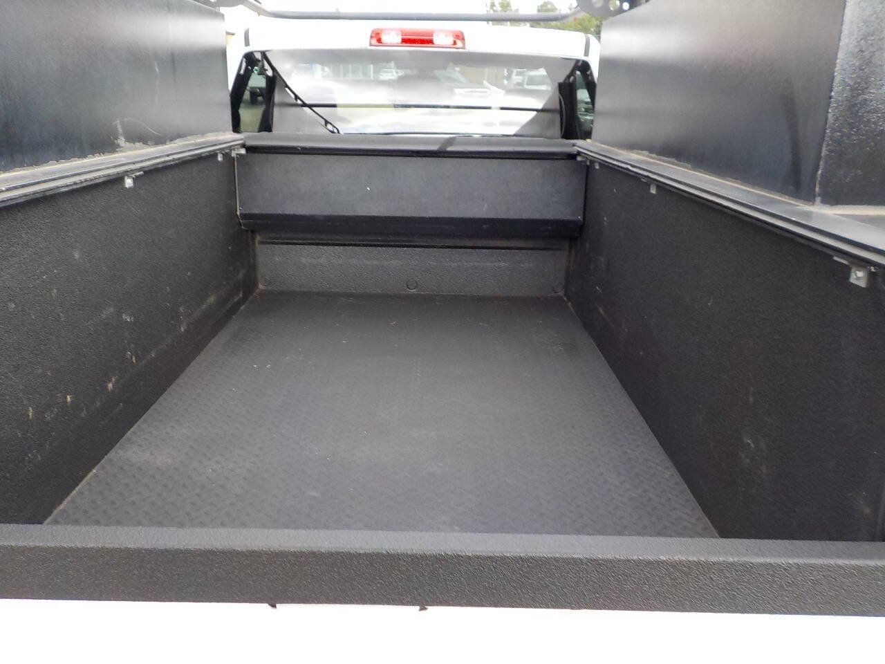 Used 2022 RAM 2500 Tradesman RWD image 5