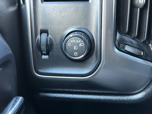 Used 2017 Chevrolet Silverado 1500 LT w/ All Star Edition image 39