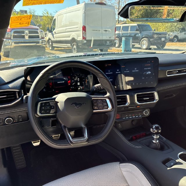 Used 2024 Ford Mustang GT Premium RWD image 8