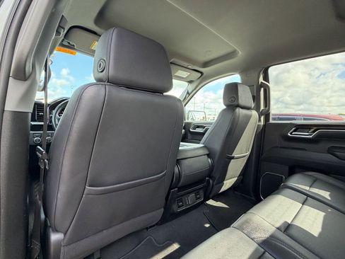 Certified 2025 GMC Sierra 1500 SLT AWD/4WD image 16
