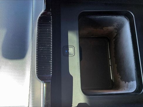 Used 2023 Jeep Grand Wagoneer L Series III image 34