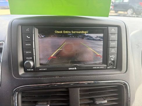 Used 2017 Dodge Grand Caravan SE FWD image 25