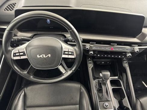 Certified 2025 Kia Telluride S FWD image 24