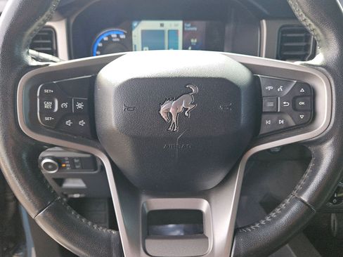 Used 2022 Ford Bronco Outer Banks image 14