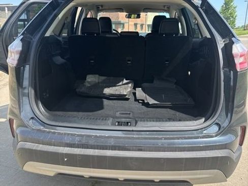 Certified 2023 Ford Edge SEL w/ Convenience Package AWD/4WD image 4