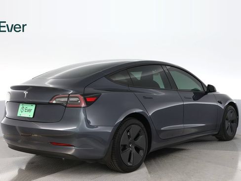 Used 2023 Tesla Model 3 Standard Range RWD image 3