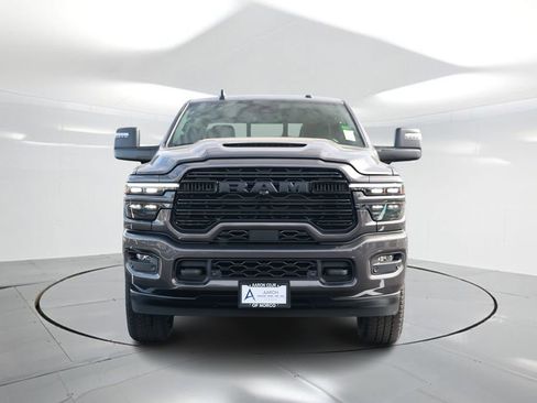 New 2026 RAM 3500 Laramie AWD/4WD image 4