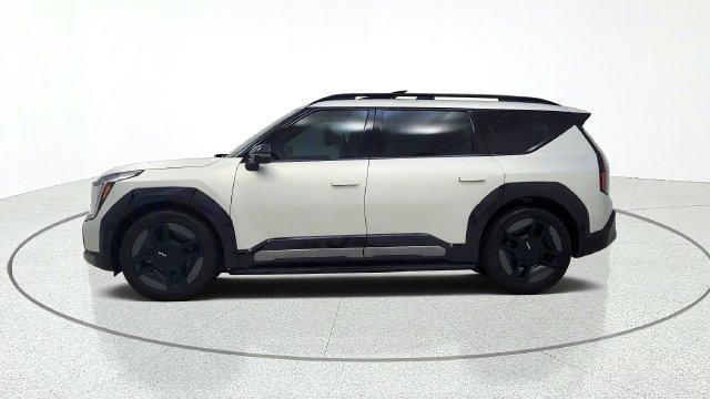 Used 2024 Kia EV9 GT-Line AWD/4WD image 4