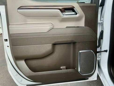 Used 2025 GMC Sierra 1500 SLT w/ SLT Premium Plus Package image 35