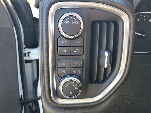 Used 2022 GMC Sierra 1500 Elevation image 20