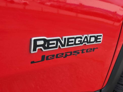Used 2020 Jeep Renegade Sport image 17