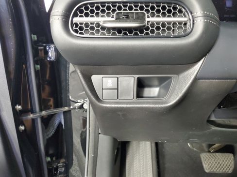 Certified 2024 Honda HR-V EX-L image 28