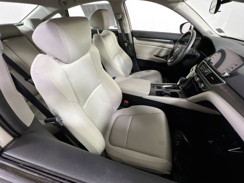 Used 2019 Honda Accord LX image 25