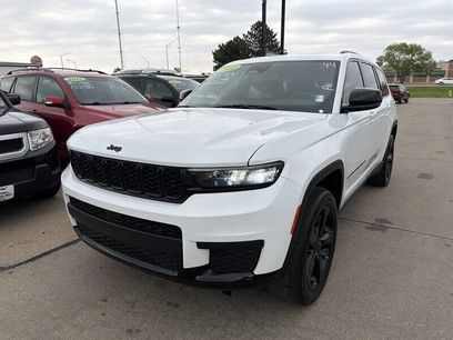 Used 2022 Jeep Grand Cherokee L Laredo