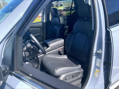 Used 2024 Honda Pilot Elite image 28