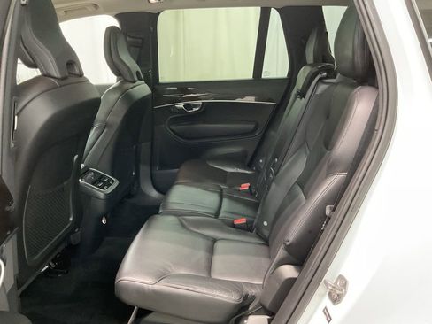 Used 2019 Volvo XC90 T6 Momentum w/ Advanced Package image 21