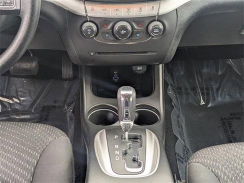 Used 2018 Dodge Journey SE w/ Blacktop Package image 20