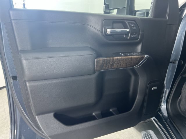 Certified 2020 GMC Sierra 2500 Denali w/ Denali Ultimate Package AWD/4WD image 23