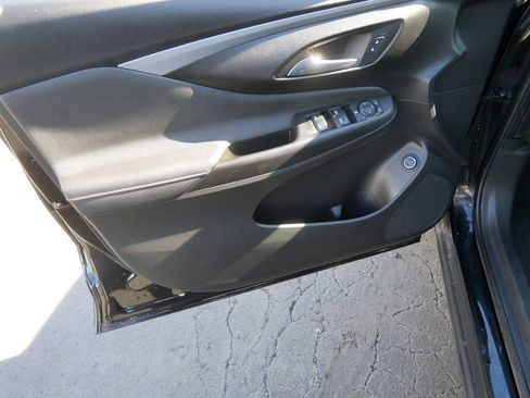 Certified 2024 Buick Envista Preferred w/ Convenience I Package image 12