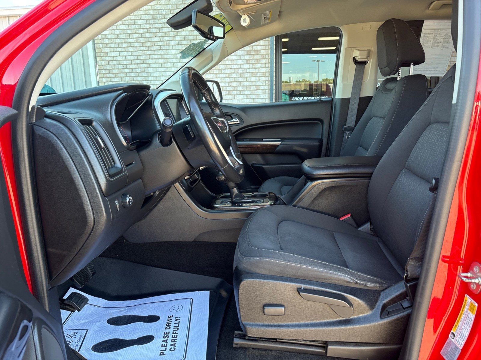 Used 2015 GMC Canyon SLE w/ SLE Convenience Package RWD image 3