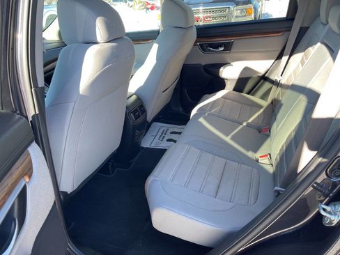 Used 2017 Honda CR-V EX image 11