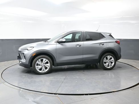 Used 2025 Buick Encore GX Preferred AWD/4WD image 10