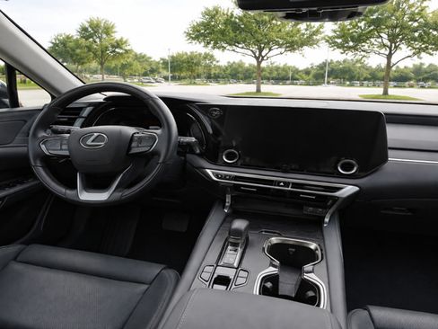 Used 2024 Lexus RX 450h AWD w/ Convenience Package image 13