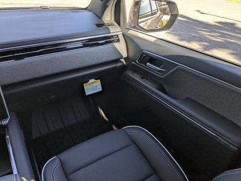 New 2026 GMC Sierra EV Elevation image 17