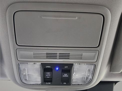 Used 2019 Honda Pilot EX-L image 14