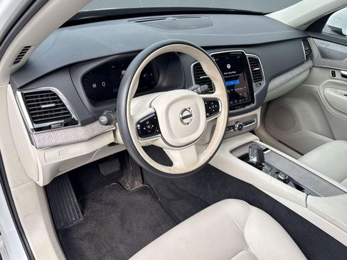 Certified 2023 Volvo XC90 B6 Plus w/ Protection Package Premier image 4