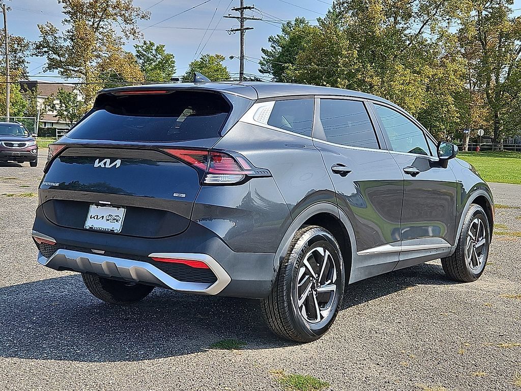 Certified 2023 Kia Sportage LX AWD/4WD image 7