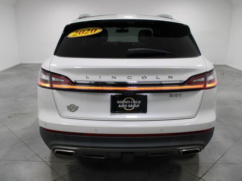 Used 2020 Lincoln Nautilus Reserve w/ Equipment Group 201A image 8