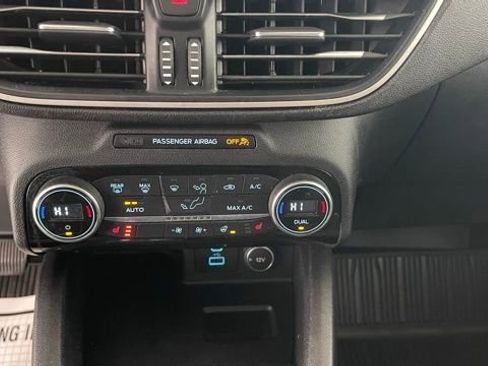 Used 2021 Ford Escape SE w/ Convenience Package image 41