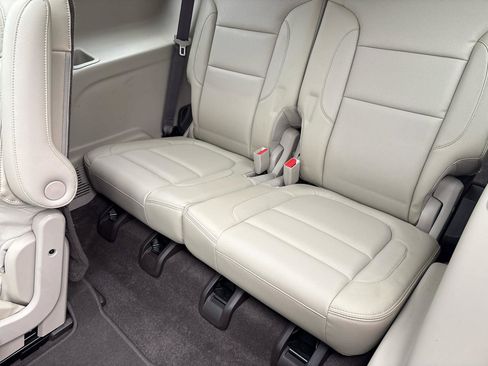 Used 2017 GMC Acadia Denali w/ Technology Package image 31