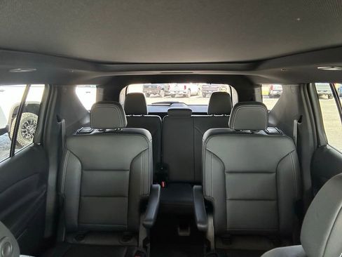 New 2026 Chevrolet Traverse LT image 26