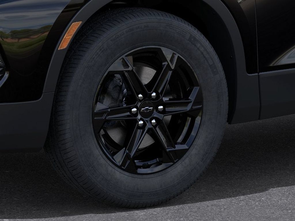 New 2026 Chevrolet Blazer LT w/ Midnight/Sport Edition AWD/4WD image 9