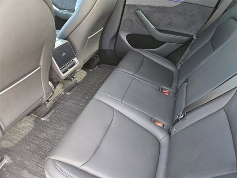 Used 2026 Tesla Model Y Long Range image 30