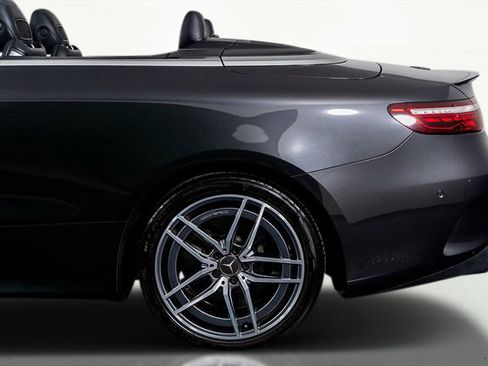 Used 2023 Mercedes-Benz E 53 AMG 4MATIC Cabriolet image 17