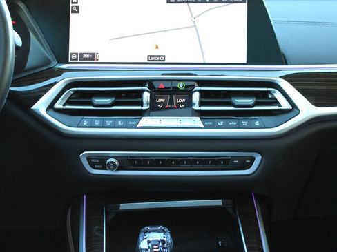 Used 2019 BMW X7 xDrive50i w/ M Sport Package image 13