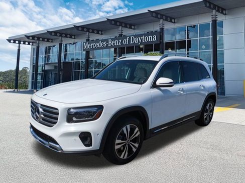 Used 2025 Mercedes-Benz GLB 250 image 8