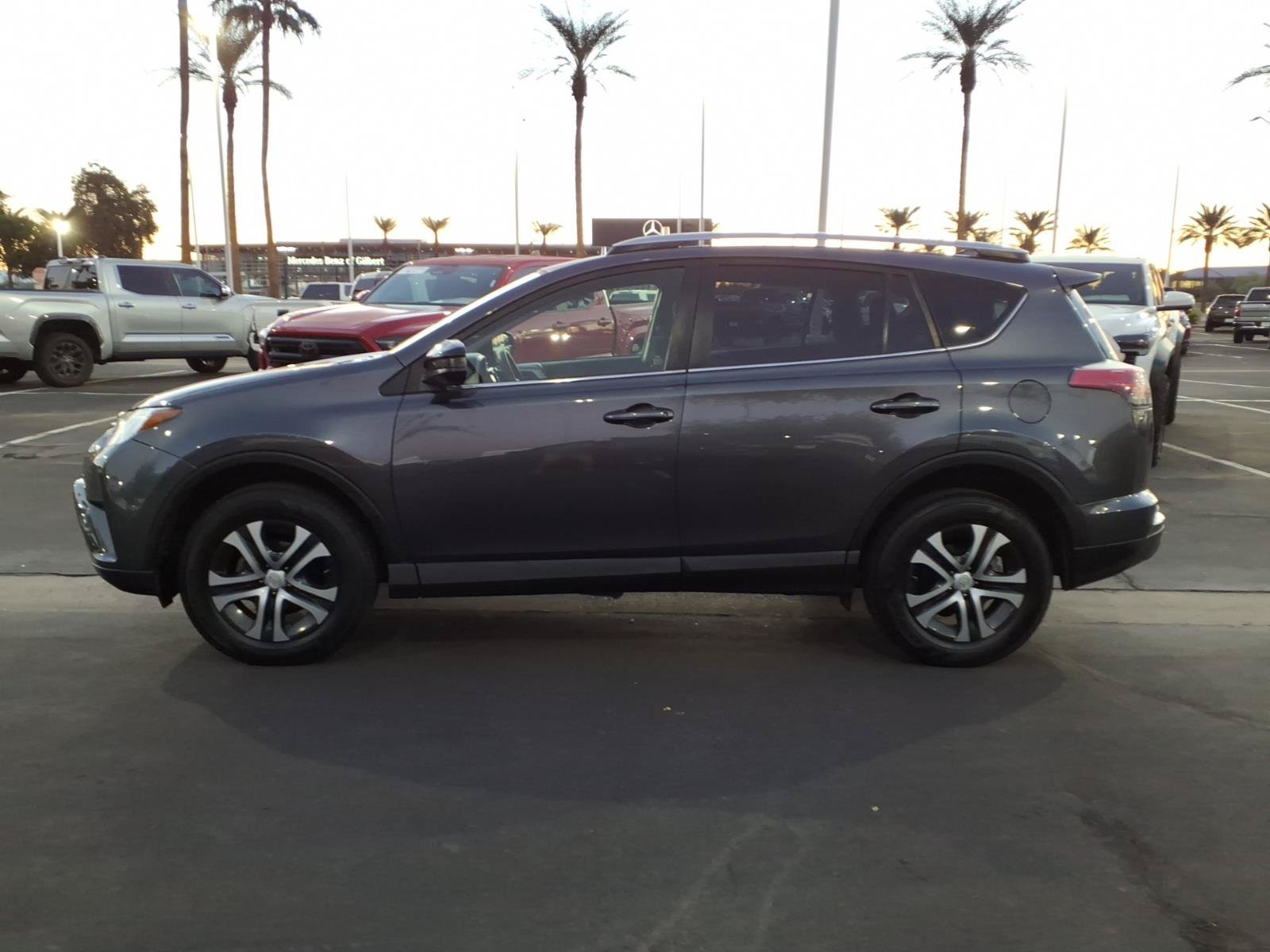 Used 2016 Toyota RAV4 LE FWD image 7