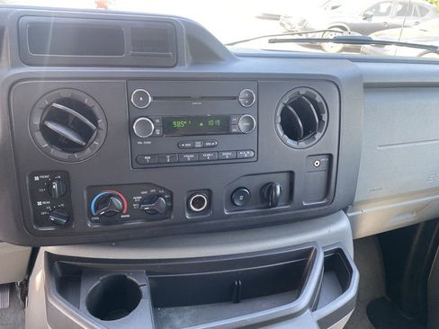 Used 2012 Ford E-350 and Econoline 350 XLT image 9