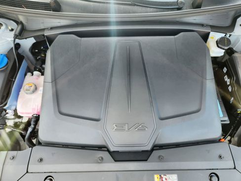 New 2025 Kia EV6 Light w/ Light LR Technology Package image 27